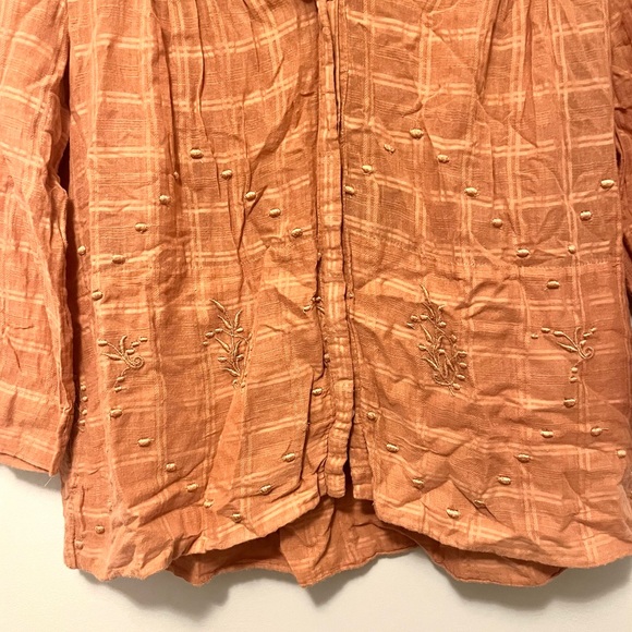 ๐ฅ 3/$30 Anthropologie orange embroidered plaid button long sleeve top - Picture 8 of 17